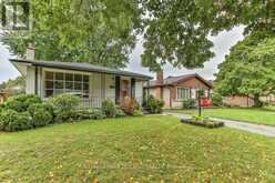 15 TALAVERA CRESCENT | London Ontario | Slide Image Four
