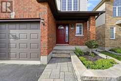903 BRADSHAW CRESCENT | London Ontario | Slide Image Three