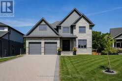 44 ROYAL CRESCENT | Talbotville Ontario | Slide Image Two