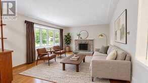 564 CHIDDINGTON AVENUE | London Ontario | Slide Image Thirteen