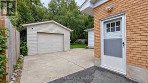 564 CHIDDINGTON AVENUE | London Ontario | Slide Image Six