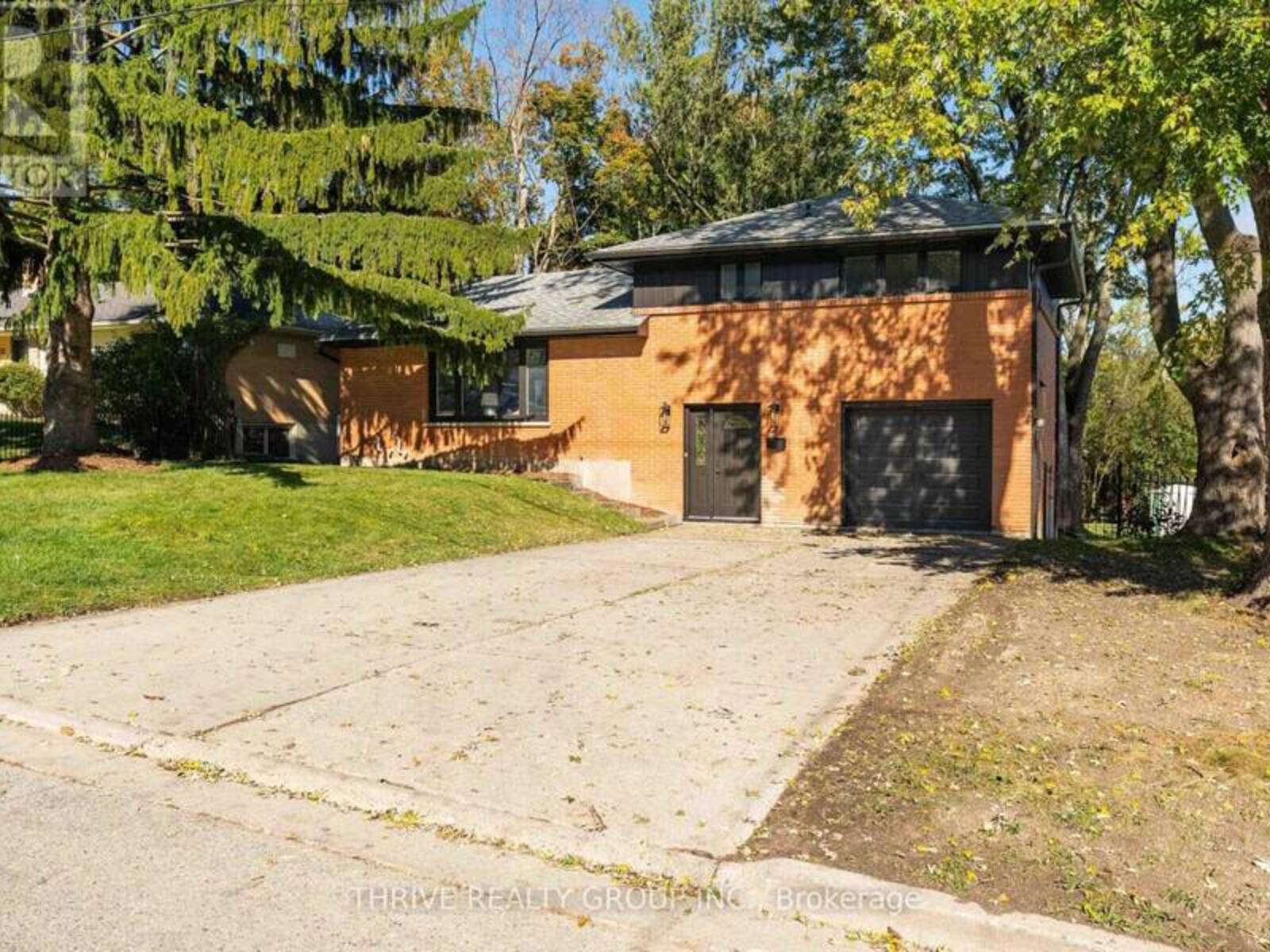 139 DEER PARK CIRCLE, London, Ontario N6H 3B9