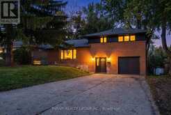 139 DEER PARK CIRCLE | London Ontario | Slide Image Two