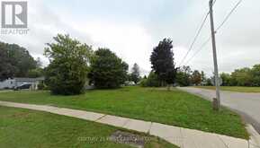 750 HAVELOCK STREET N | Lucknow Ontario | Slide Image One