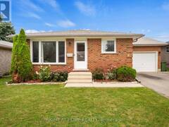 7 RAVEN AVENUE St. Thomas Ontario, N5R 5K8