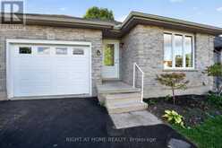 14 ORIOLE LANE | St. Thomas Ontario | Slide Image Two