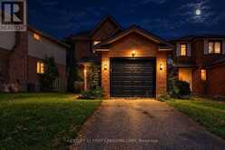 159 WALMER GARDENS | London Ontario | Slide Image Two
