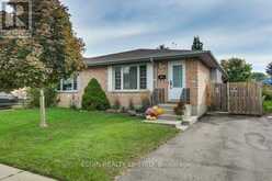 27 CARRIE CRESCENT | St. Thomas Ontario | Slide Image Two