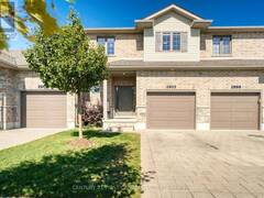 47 - 2902 TOKALA TRAIL London Ontario, N6G 0T9