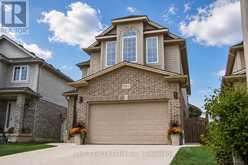 884 REEVES AVENUE | London Ontario | Slide Image One