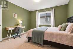 884 REEVES AVENUE | London Ontario | Slide Image Thirty-two