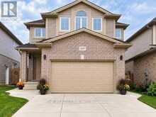 884 REEVES AVENUE | London Ontario | Slide Image Four
