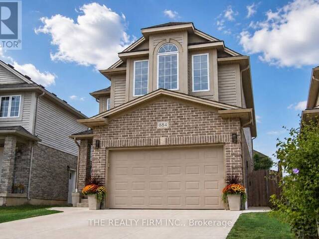 884 REEVES AVENUE London Ontario, N6G 0G9 - 4 Bedrooms Home For Sale