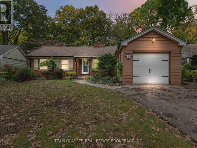 36 BRAEMAR CRESCENT London Ontario, N6H 2X1 - 4 Bedrooms Home For Sale