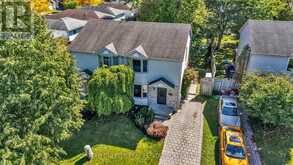 26 DAYBREAK DRIVE | London Ontario | Slide Image Four