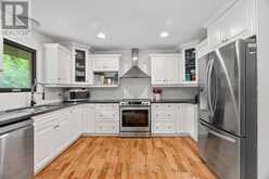 16 LANSDOWNE PARK CRESCENT | Komoka Ontario | Slide Image Nine
