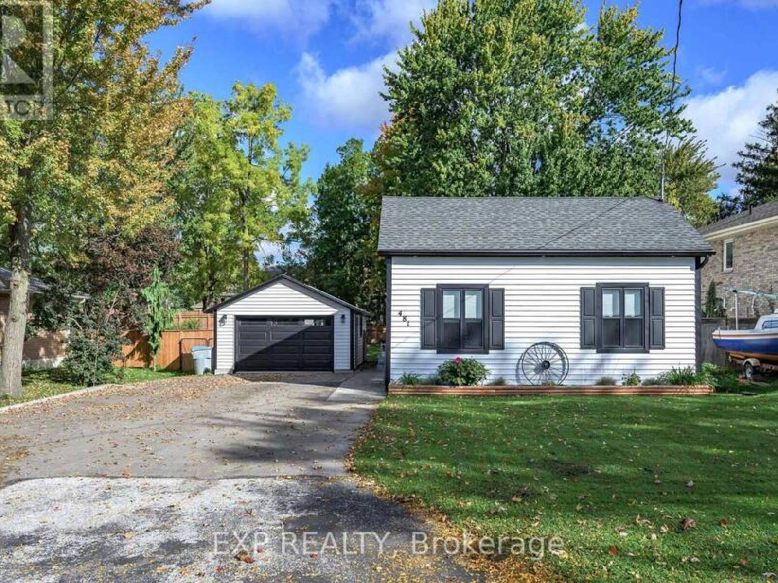 481 GOLD STREET, Warwick, Ontario N0M 2S0