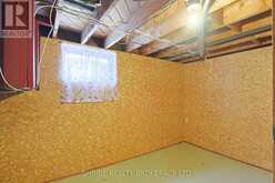227 STERLING STREET | London Ontario | Slide Image Thirty