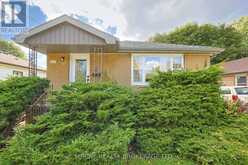 227 STERLING STREET | London Ontario | Slide Image Thirty-two