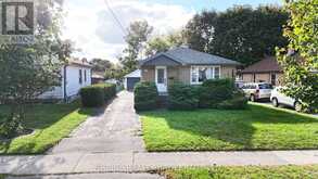 227 STERLING STREET | London Ontario | Slide Image Five
