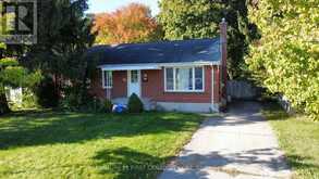 61 WISTOW STREET | London Ontario | Slide Image Two