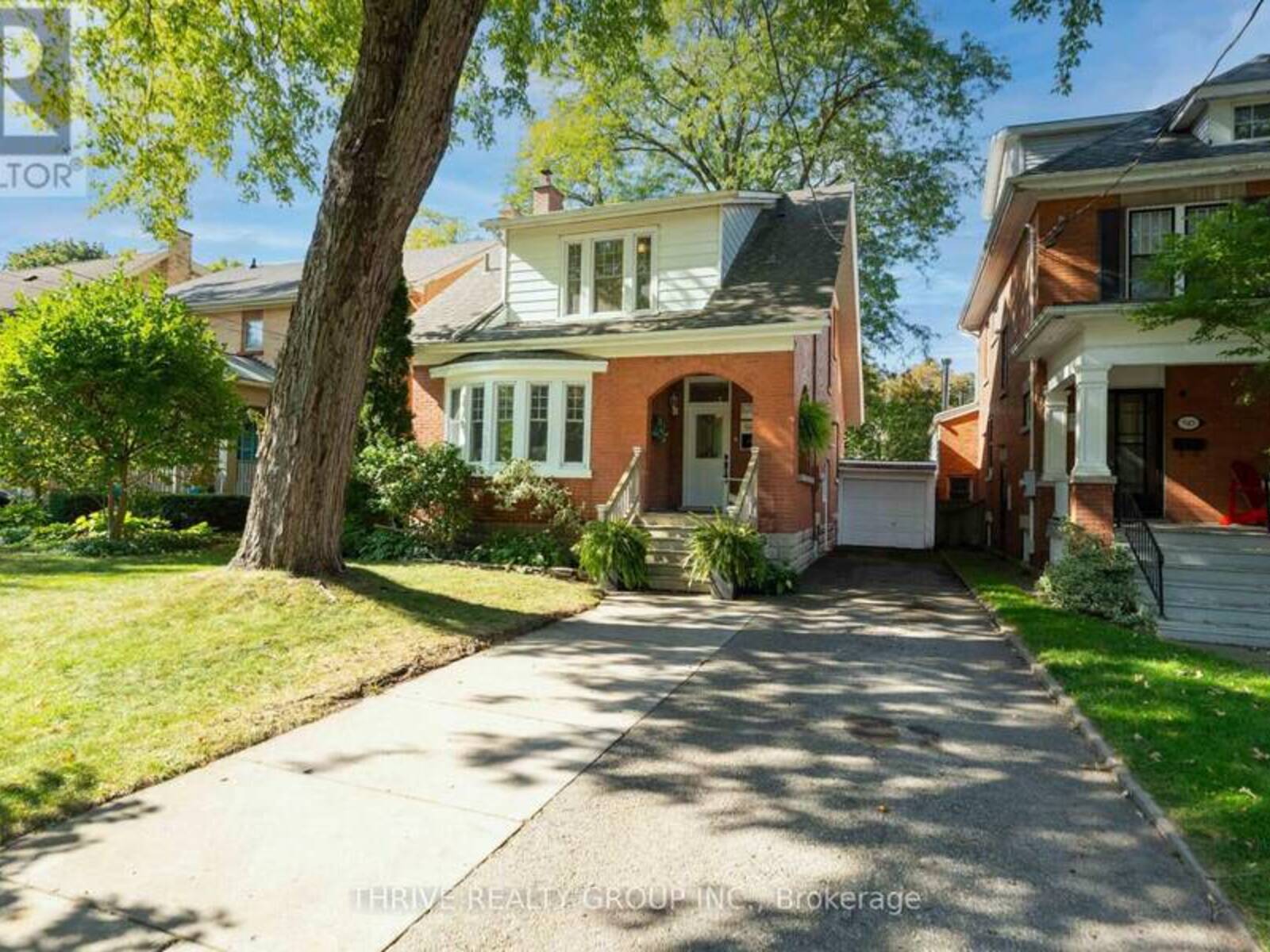 943 WATERLOO STREET, London, Ontario N6A 3X2