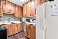 117 EMPRESS AVENUE | London Ontario | Slide Image Seventeen