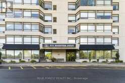 715 - 521 RIVERSIDE DRIVE | London Ontario | Slide Image Three
