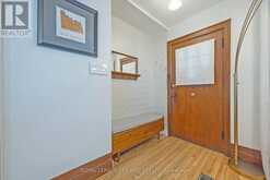 8 MCKENZIE AVENUE | London Ontario | Slide Image Five