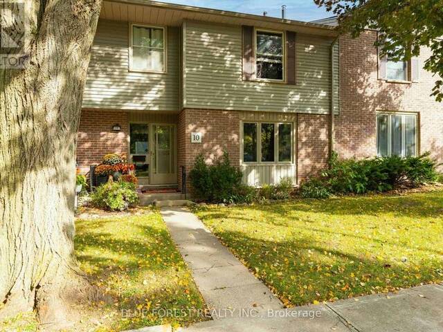 10 BERKSHIRE COURT London Ontario, N6J 3N7 - 3 Bedrooms Condo For Sale