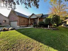 10159 MEADOWLILY CRESCENT Grand Bend Ontario, N0M 1T0