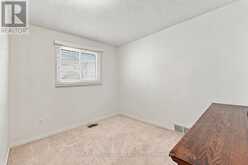 15 CHESWICK CIRCLE | London Ontario | Slide Image Thirteen