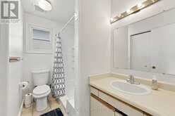 15 CHESWICK CIRCLE | London Ontario | Slide Image Nineteen