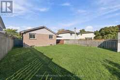 15 CHESWICK CIRCLE | London Ontario | Slide Image Thirty-one
