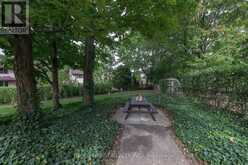 1039 COUNTRY CLUB COURT | London Ontario | Slide Image Thirty-eight