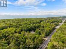 223 ONTARIO STREET S | Grand Bend Ontario | Slide Image Thirty-nine