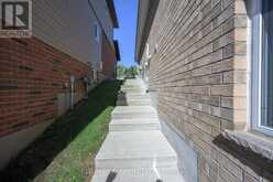 1969 FREDERICK CRESCENT | London Ontario | Slide Image Thirty-one