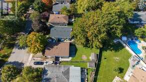 42 STROUD CRESCENT | London Ontario | Slide Image Thirty-three