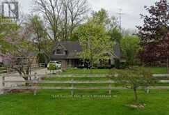 8421 DEFORE DRIVE | Lambton Shores Ontario | Slide Image Nine