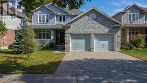 105 RICHMEADOW CRESCENT | London Ontario | Slide Image One