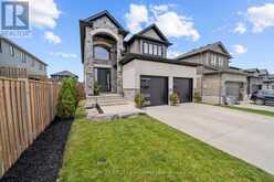 15 NICHOLSON STREET | Lucan Biddulph Ontario | Slide Image Two