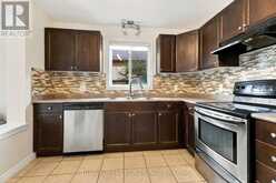 3224 MEADOWGATE BOULEVARD | London Ontario | Slide Image Eight