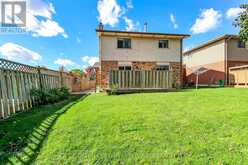 28 COUNTRY CLUB LANE | London Ontario | Slide Image Twenty-two