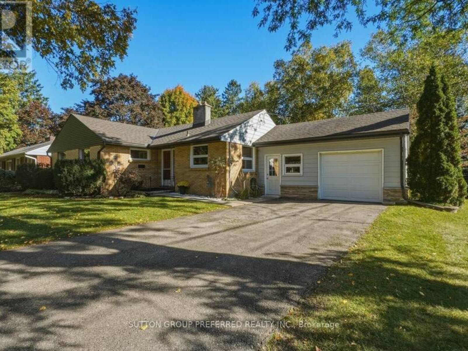 465 GLEN CRESCENT, London, Ontario N6H 3L3