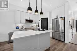 239 WINLOW WAY | Komoka Ontario | Slide Image Seventeen