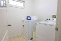 516 HARRIS CIRCLE | Strathroy-Caradoc Ontario | Slide Image Thirty-seven