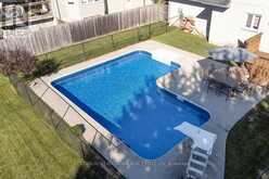 516 HARRIS CIRCLE | Strathroy-Caradoc Ontario | Slide Image Thirty-nine