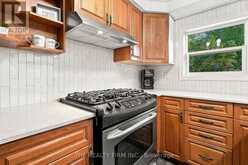 3692 BEVERLY GLEN | Plympton-Wyoming Ontario | Slide Image Ten
