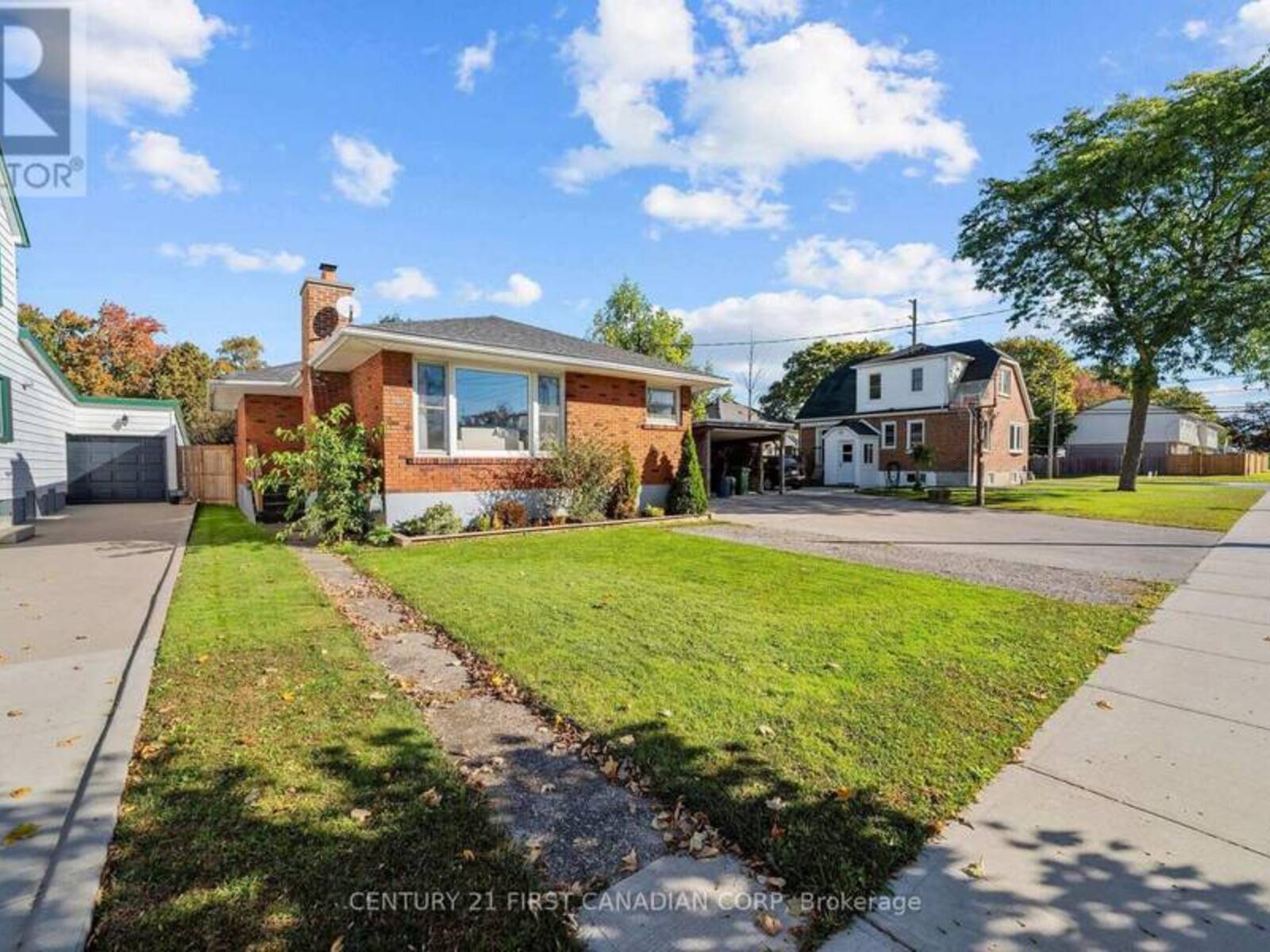 180 FOREST AVENUE, St. Thomas, Ontario N5R 2K9