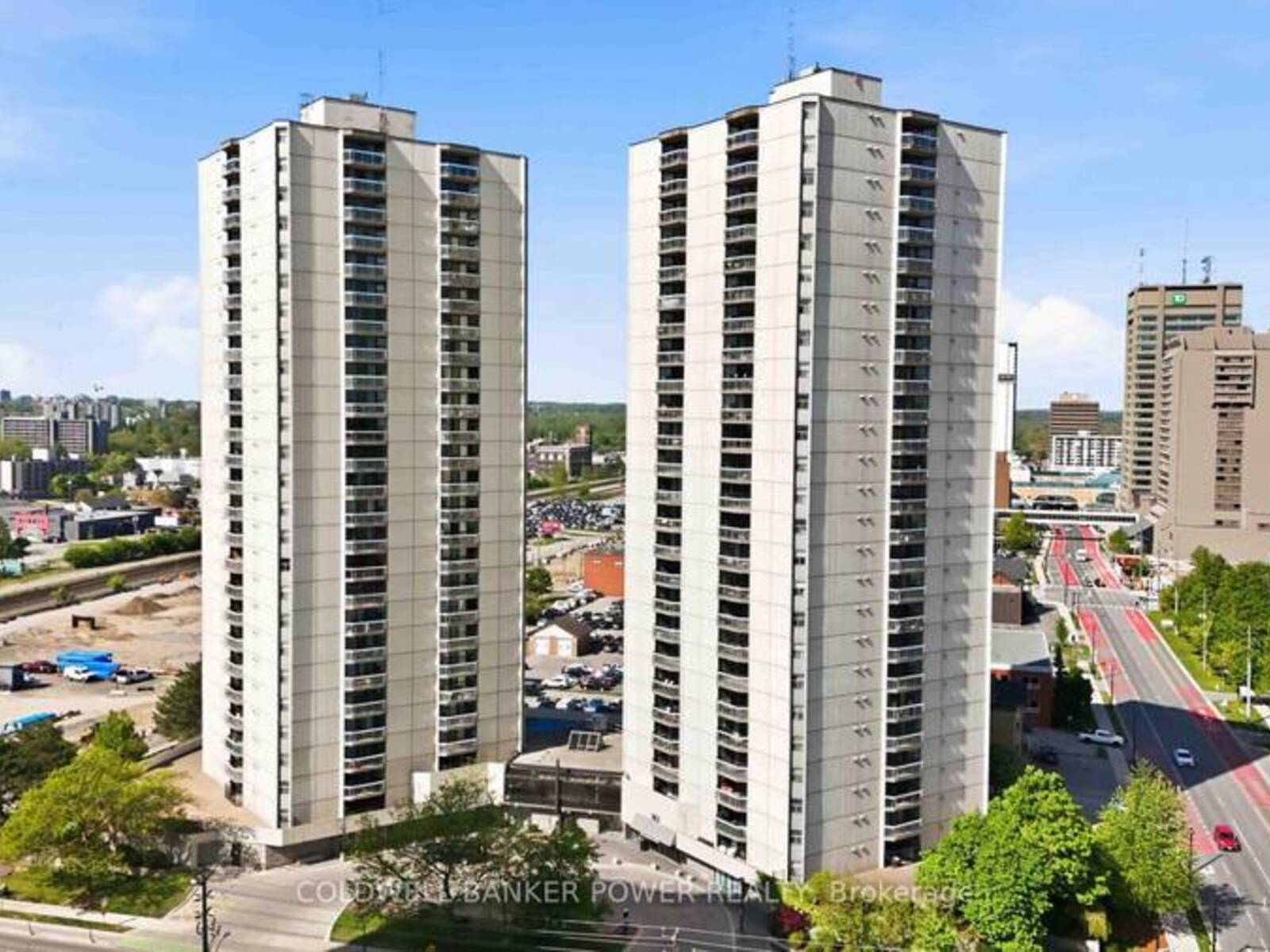 302 - 323 COLBORNE STREET, London, Ontario N6B 3N8